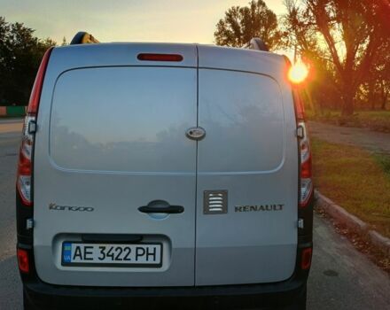 Серый Рено Кенгу Экспресс, объемом двигателя 1.5 л и пробегом 70 тыс. км за 14000 $, фото 3 на Automoto.ua