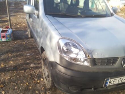 Серый Рено Кенгу Экспресс, объемом двигателя 1.5 л и пробегом 380 тыс. км за 3400 $, фото 1 на Automoto.ua