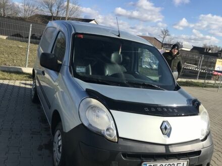 Рено Кенгу Экспресс 2012 в Черновцах на Automoto.ua Серый Рено Кенгу Экспресс, объемом двигателя 1.5 л и пробегом 345 тыс. км за 3800 $, фото 1 на Automoto.ua