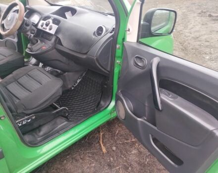 Зеленый Рено Кенгу Экспресс, объемом двигателя 5 л и пробегом 250 тыс. км за 2750 $, фото 7 на Automoto.ua