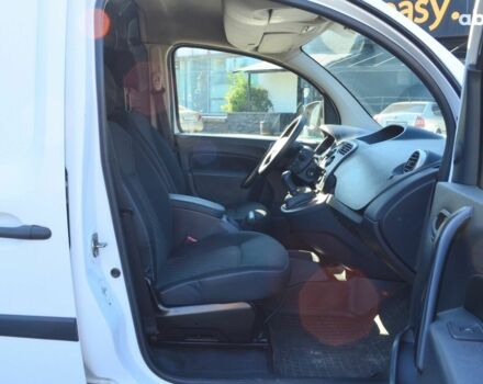 Белый Рено Кенгу, объемом двигателя 1.5 л и пробегом 202 тыс. км за 6490 $, фото 12 на Automoto.ua