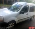 Білий Рено Кєнгу, об'ємом двигуна 1.4 л та пробігом 300 тис. км за 2000 $, фото 1 на Automoto.ua