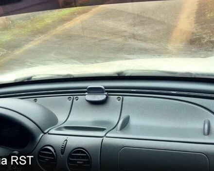 Білий Рено Кєнгу, об'ємом двигуна 1.9 л та пробігом 370 тис. км за 3200 $, фото 7 на Automoto.ua