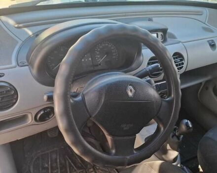Белый Рено Кенгу, объемом двигателя 1.9 л и пробегом 391 тыс. км за 2800 $, фото 3 на Automoto.ua