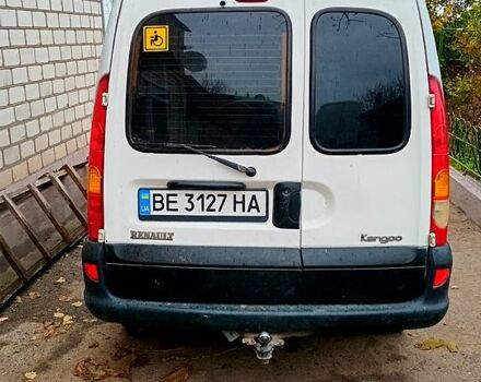 Белый Рено Кенгу, объемом двигателя 1.5 л и пробегом 315 тыс. км за 3200 $, фото 4 на Automoto.ua