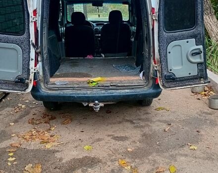 Белый Рено Кенгу, объемом двигателя 1.5 л и пробегом 315 тыс. км за 3200 $, фото 5 на Automoto.ua