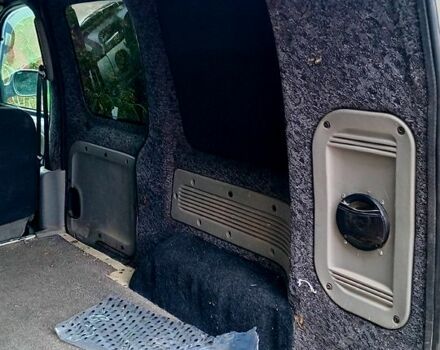 Белый Рено Кенгу, объемом двигателя 1.5 л и пробегом 315 тыс. км за 3200 $, фото 6 на Automoto.ua