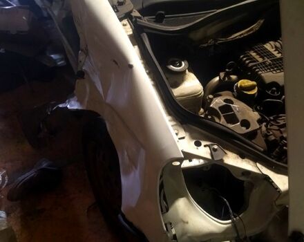 Білий Рено Кєнгу, об'ємом двигуна 1.5 л та пробігом 200 тис. км за 1400 $, фото 2 на Automoto.ua