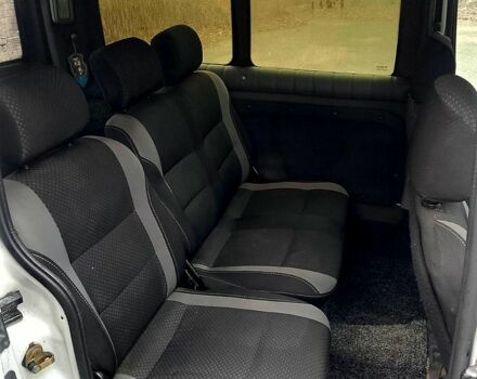 Белый Рено Кенгу, объемом двигателя 1.5 л и пробегом 290 тыс. км за 3300 $, фото 11 на Automoto.ua