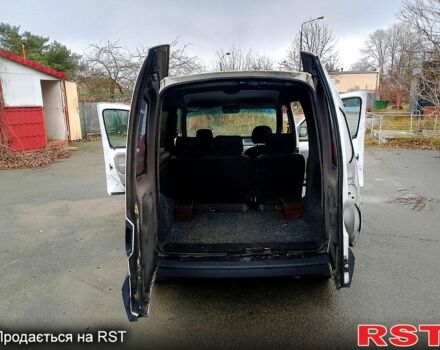 Белый Рено Кенгу, объемом двигателя 1.5 л и пробегом 290 тыс. км за 3300 $, фото 6 на Automoto.ua