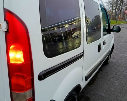 Белый Рено Кенгу, объемом двигателя 1.4 л и пробегом 344 тыс. км за 3999 $, фото 5 на Automoto.ua