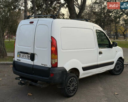 Белый Рено Кенгу, объемом двигателя 1.5 л и пробегом 303 тыс. км за 2300 $, фото 3 на Automoto.ua