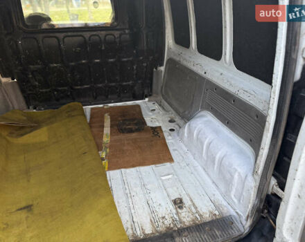 Белый Рено Кенгу, объемом двигателя 1.5 л и пробегом 303 тыс. км за 2300 $, фото 12 на Automoto.ua