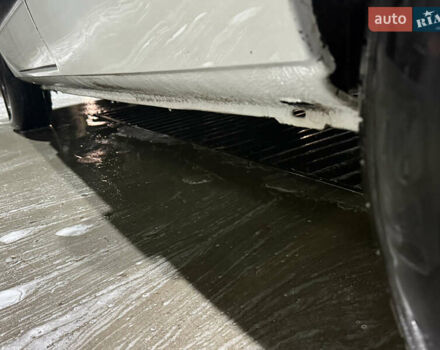 Белый Рено Кенгу, объемом двигателя 1.5 л и пробегом 237 тыс. км за 2900 $, фото 7 на Automoto.ua