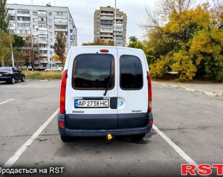 Белый Рено Кенгу, объемом двигателя 1.5 л и пробегом 288 тыс. км за 4700 $, фото 3 на Automoto.ua