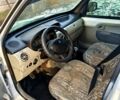 Белый Рено Кенгу, объемом двигателя 1.5 л и пробегом 380 тыс. км за 4000 $, фото 5 на Automoto.ua