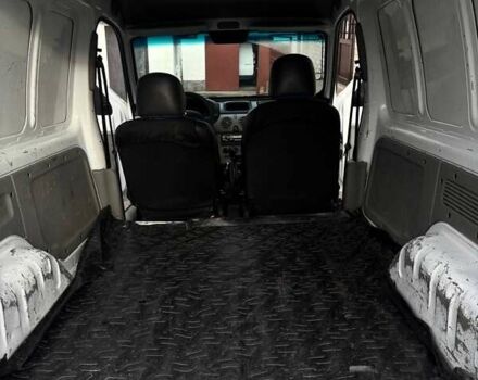 Белый Рено Кенгу, объемом двигателя 1.9 л и пробегом 324 тыс. км за 3600 $, фото 9 на Automoto.ua