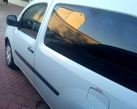 Рено Кєнгу 2009 у Тернополі на Automoto.ua Білий Рено Кєнгу, об'ємом двигуна 1.5 л та пробігом 240 тис. км за 5400 $, фото 3 на Automoto.ua