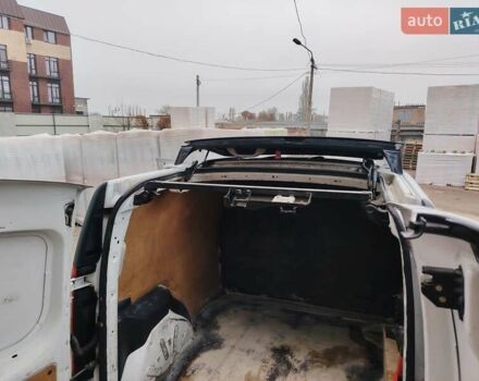 Білий Рено Кєнгу, об'ємом двигуна 1.46 л та пробігом 298 тис. км за 4900 $, фото 12 на Automoto.ua