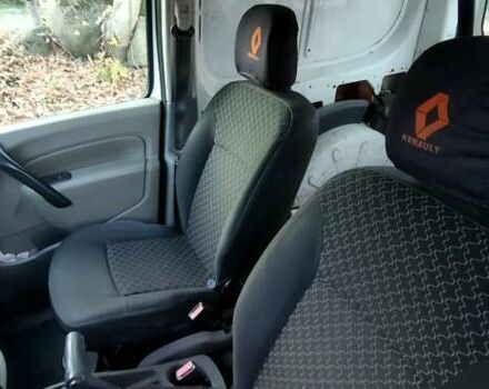 Белый Рено Кенгу, объемом двигателя 1.5 л и пробегом 385 тыс. км за 2100 $, фото 5 на Automoto.ua