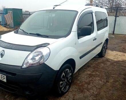 Белый Рено Кенгу, объемом двигателя 1.6 л и пробегом 195 тыс. км за 5800 $, фото 12 на Automoto.ua
