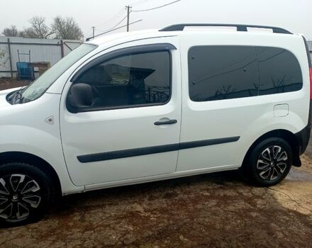 Белый Рено Кенгу, объемом двигателя 1.6 л и пробегом 195 тыс. км за 5800 $, фото 11 на Automoto.ua