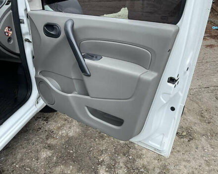 Білий Рено Кєнгу, об'ємом двигуна 1.46 л та пробігом 326 тис. км за 6200 $, фото 9 на Automoto.ua