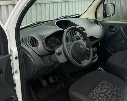 Білий Рено Кєнгу, об'ємом двигуна 1.46 л та пробігом 290 тис. км за 4999 $, фото 4 на Automoto.ua