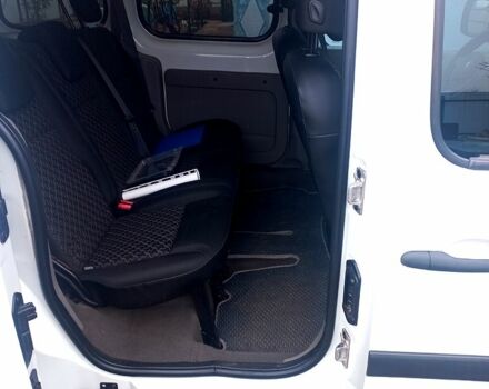 Белый Рено Кенгу, объемом двигателя 1.6 л и пробегом 195 тыс. км за 5800 $, фото 8 на Automoto.ua