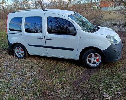 Белый Рено Кенгу, объемом двигателя 1.6 л и пробегом 310 тыс. км за 6200 $, фото 2 на Automoto.ua