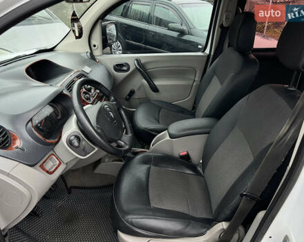 Білий Рено Кєнгу, об'ємом двигуна 1.46 л та пробігом 202 тис. км за 4550 $, фото 18 на Automoto.ua