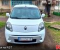 Белый Рено Кенгу, объемом двигателя 1.6 л и пробегом 25000 тыс. км за 7900 $, фото 1 на Automoto.ua