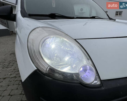 Белый Рено Кенгу, объемом двигателя 1.5 л и пробегом 262 тыс. км за 5750 $, фото 79 на Automoto.ua