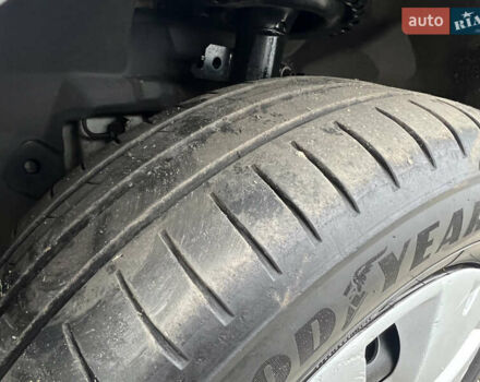 Белый Рено Кенгу, объемом двигателя 1.5 л и пробегом 262 тыс. км за 5750 $, фото 74 на Automoto.ua