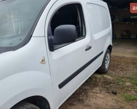 Белый Рено Кенгу, объемом двигателя 1.5 л и пробегом 361 тыс. км за 5300 $, фото 3 на Automoto.ua