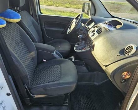 Білий Рено Кєнгу, об'ємом двигуна 1.5 л та пробігом 607 тис. км за 5500 $, фото 8 на Automoto.ua