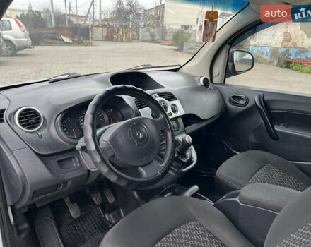 Белый Рено Кенгу, объемом двигателя 1.5 л и пробегом 262 тыс. км за 5750 $, фото 30 на Automoto.ua