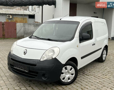 Белый Рено Кенгу, объемом двигателя 1.5 л и пробегом 262 тыс. км за 5750 $, фото 80 на Automoto.ua