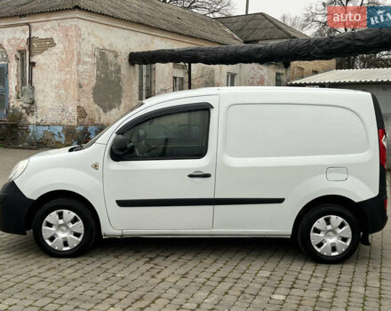 Белый Рено Кенгу, объемом двигателя 1.5 л и пробегом 262 тыс. км за 5750 $, фото 6 на Automoto.ua