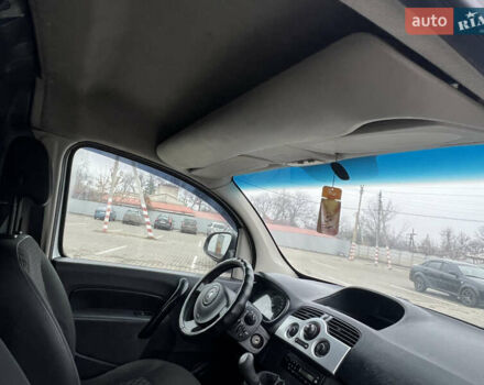 Белый Рено Кенгу, объемом двигателя 1.5 л и пробегом 262 тыс. км за 5750 $, фото 55 на Automoto.ua