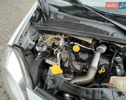 Белый Рено Кенгу, объемом двигателя 1.5 л и пробегом 262 тыс. км за 5750 $, фото 68 на Automoto.ua