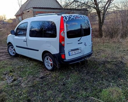 Белый Рено Кенгу, объемом двигателя 1.6 л и пробегом 310 тыс. км за 6200 $, фото 4 на Automoto.ua