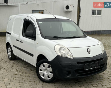 Белый Рено Кенгу, объемом двигателя 1.5 л и пробегом 262 тыс. км за 5750 $, фото 81 на Automoto.ua