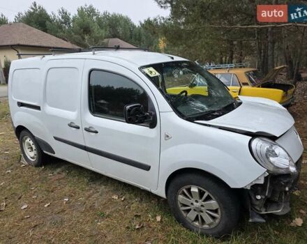 Белый Рено Кенгу, объемом двигателя 1.46 л и пробегом 280 тыс. км за 3100 $, фото 6 на Automoto.ua