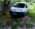 Белый Рено Кенгу, объемом двигателя 1.5 л и пробегом 238 тыс. км за 4000 $, фото 1 на Automoto.ua