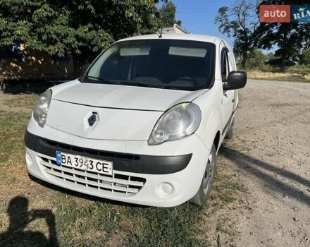 Белый Рено Кенгу, объемом двигателя 1.5 л и пробегом 320 тыс. км за 5500 $, фото 4 на Automoto.ua