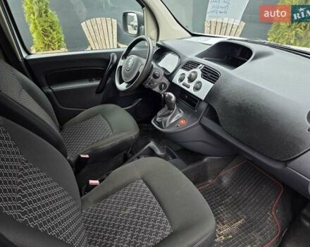 Белый Рено Кенгу, объемом двигателя 0 л и пробегом 59 тыс. км за 4999 $, фото 16 на Automoto.ua