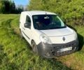Белый Рено Кенгу, объемом двигателя 1.5 л и пробегом 300 тыс. км за 3900 $, фото 1 на Automoto.ua