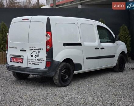 Белый Рено Кенгу, объемом двигателя 0 л и пробегом 59 тыс. км за 4999 $, фото 12 на Automoto.ua