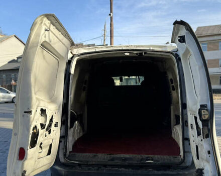 Белый Рено Кенгу, объемом двигателя 1.46 л и пробегом 235 тыс. км за 4000 $, фото 7 на Automoto.ua